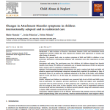 Cambios en los síntomas del trastorno del apego en niños y niñas adoptados internacionalmente y en acogimiento residencial (inglés)
